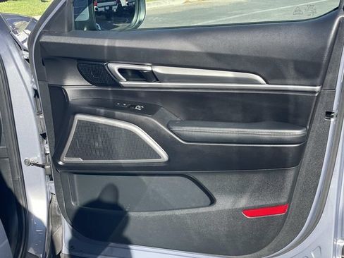 Used 2022 Kia Telluride S FWD image 35