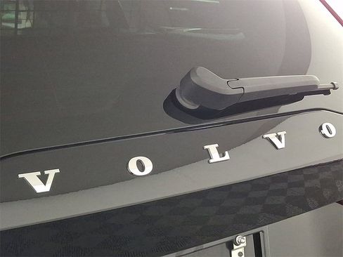 Used 2022 Volvo V60 T5 Cross Country w/ Advanced Package image 29