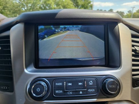 Used 2017 GMC Yukon XL Denali w/ Open Road Package AWD/4WD image 21