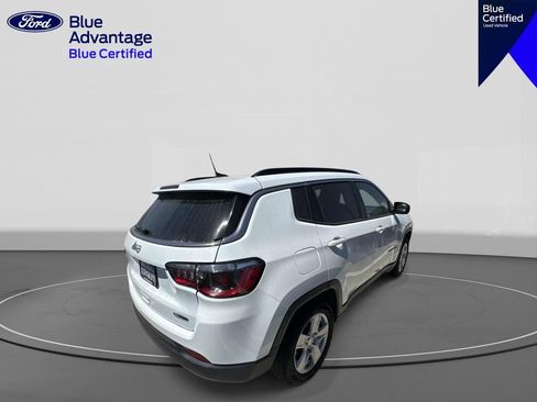 Used 2022 Jeep Compass Latitude FWD image 6
