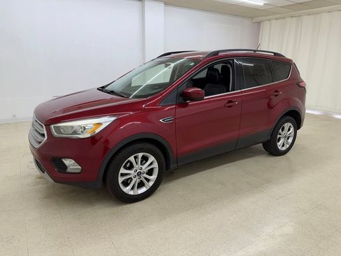 Used 2018 Ford Escape SEL FWD image 1