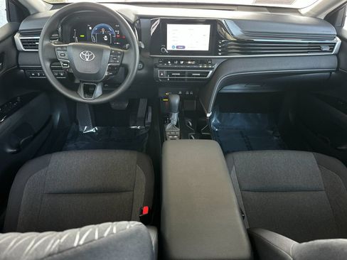 Used 2025 Toyota Camry LE FWD image 12