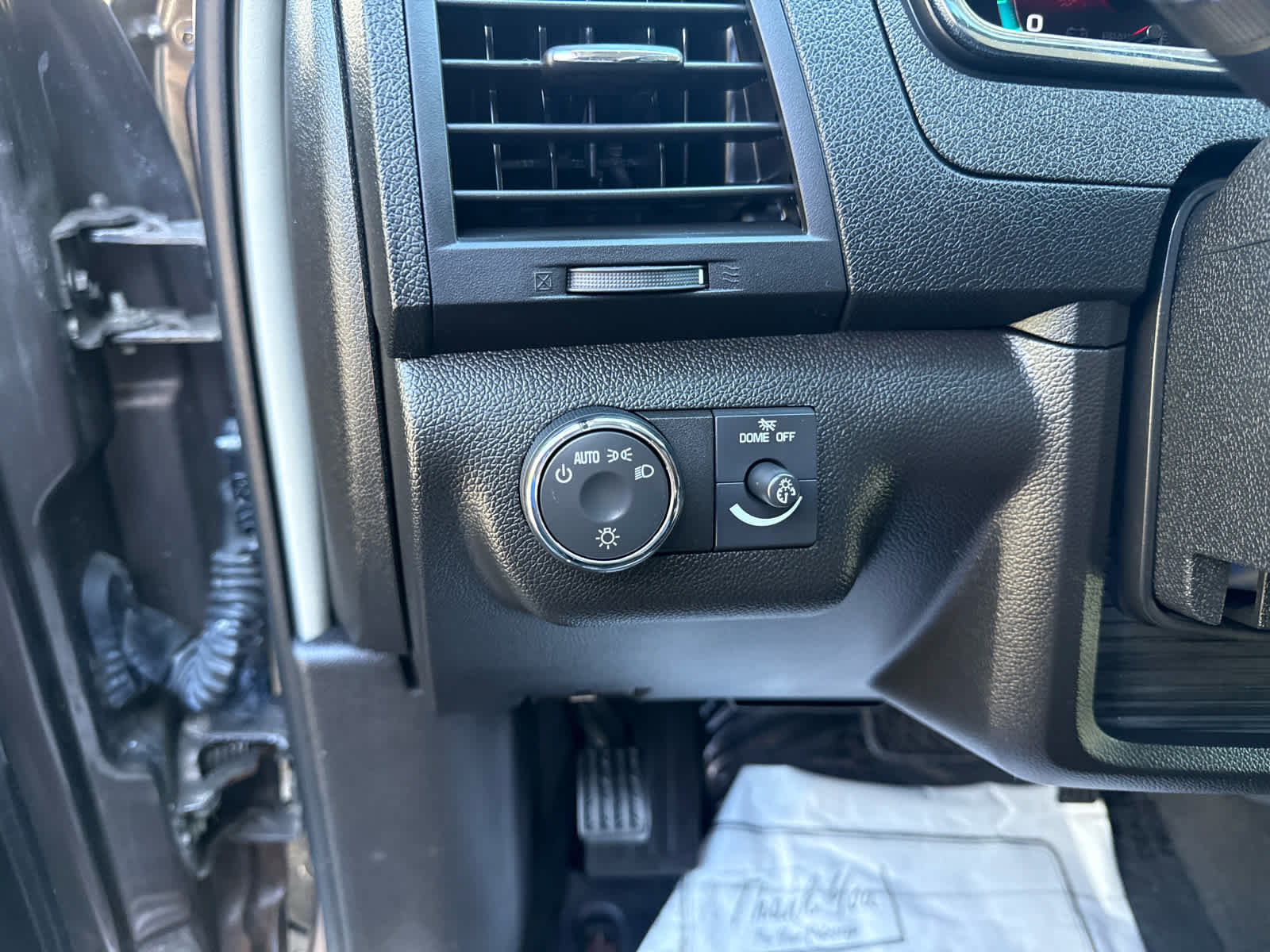Used 2009 Chevrolet Traverse LT FWD image 20