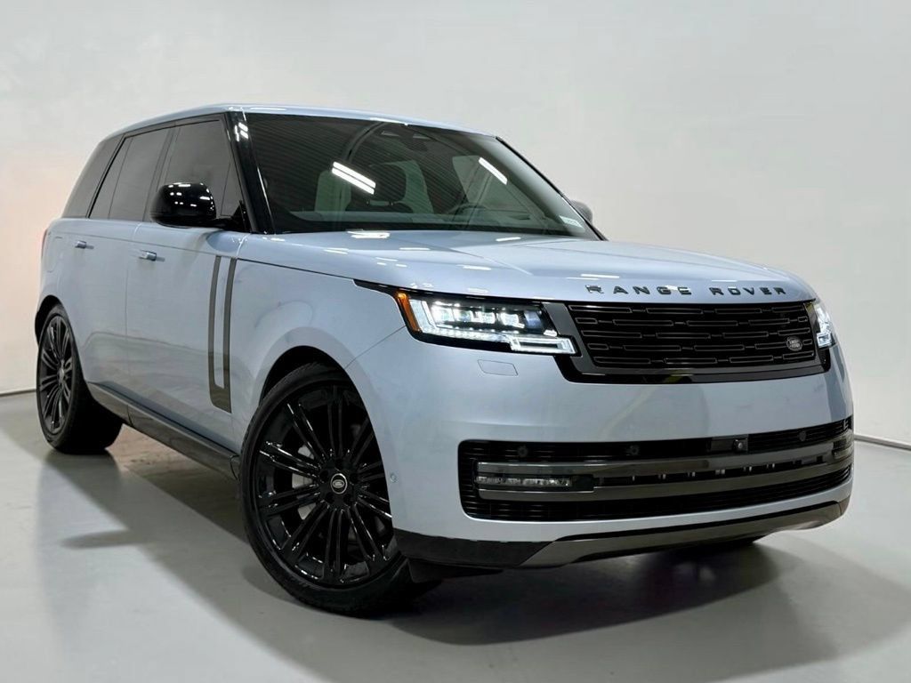 Used 2024 Land Rover Range Rover SE AWD/4WD image 7