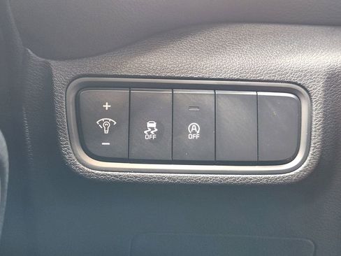 Used 2025 Kia Soul LX image 25