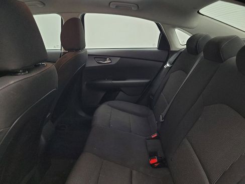 Used 2019 Kia Forte LXS FWD image 18