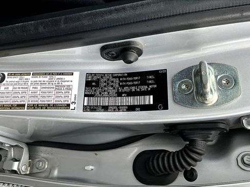Used 2024 Toyota 4Runner TRD Off-Road Premium w/ Off Road Premium Plus Package AWD/4WD image 19