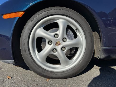 Used 1999 Porsche Boxster image 48