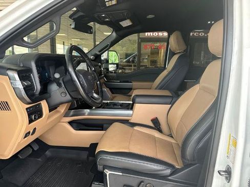 Certified 2023 Ford F250 Lariat w/ Lariat Ultimate Package AWD/4WD image 8