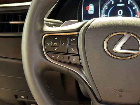 Certified 2024 Lexus ES 350 w/ Premium Package image 20