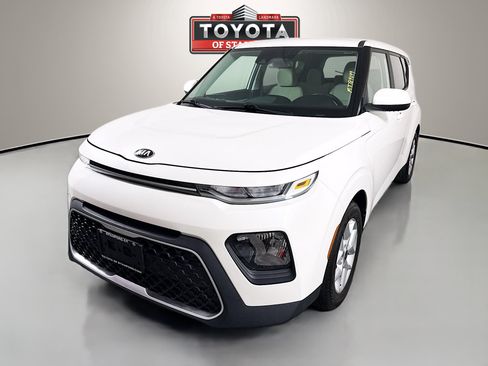 Used 2021 Kia Soul S FWD image 3