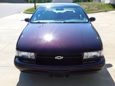 Used 1996 Chevrolet Impala SS RWD image 4