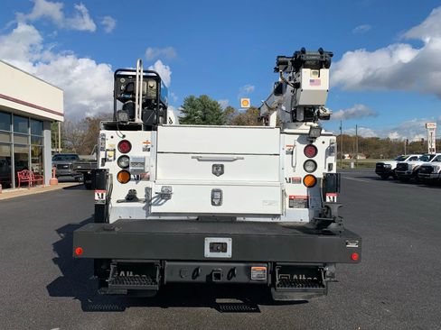 Used 2019 Ford F550 4x4 SuperCab Super Duty image 7