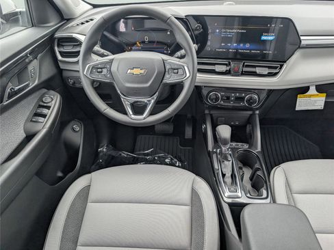 New 2026 Chevrolet TrailBlazer LT FWD image 19
