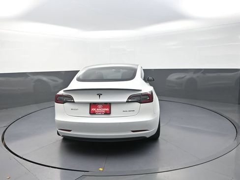 Used 2022 Tesla Model 3 Long Range AWD/4WD image 56