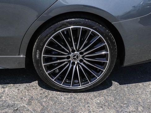 Used 2024 Mercedes-Benz C 300 Sedan image 13