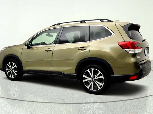 Used 2022 Subaru Forester Limited AWD/4WD image 7