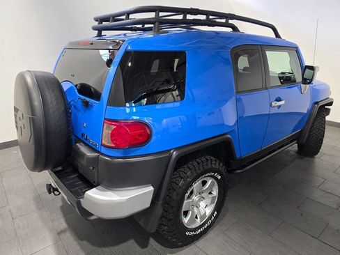 Used 2007 Toyota FJ Cruiser 4WD w/ Upgrade Pkg 1 image 5