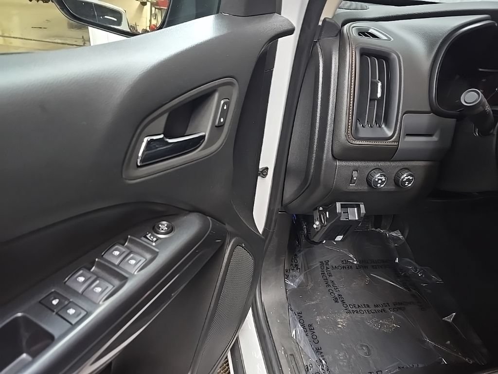 Used 2022 GMC Canyon AT4 AWD/4WD image 27