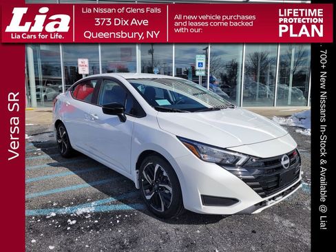 New 2025 Nissan Versa SR w/ Trunk Package image 1