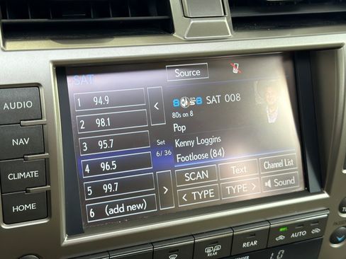 Used 2019 Lexus GX 460 Premium w/ Premium Package AWD/4WD image 23