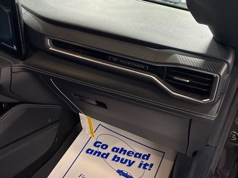 Used 2024 Ford Mustang GT Premium image 21