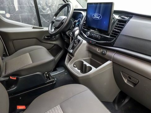 Used 2023 Ford Transit 350 XLT image 22