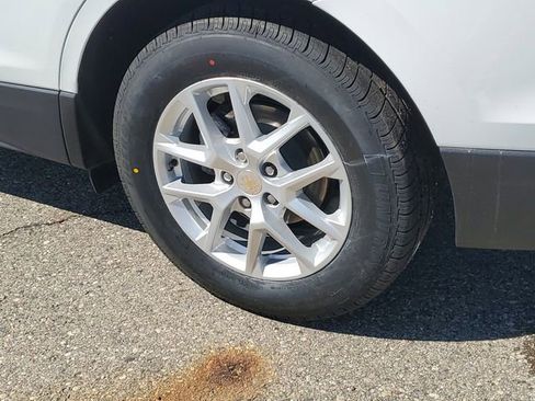 Certified 2024 Chevrolet Equinox LT image 31
