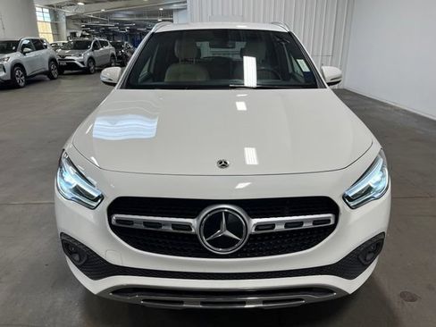 Used 2021 Mercedes-Benz GLA 250 4MATIC w/ Premium Package image 8