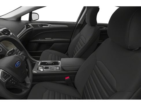 Used 2020 Ford Fusion SE FWD image 6
