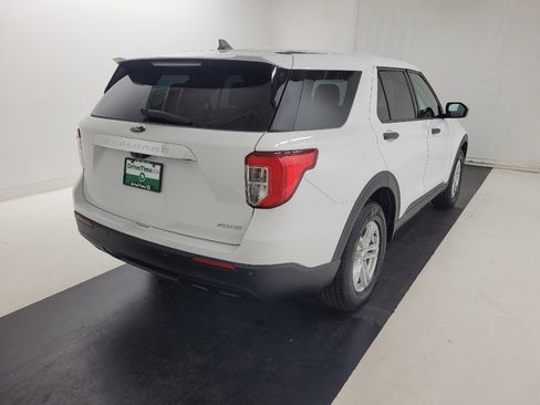 Used 2023 Ford Explorer 4WD image 9