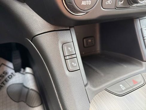 Used 2019 GMC Acadia SLT AWD/4WD image 39