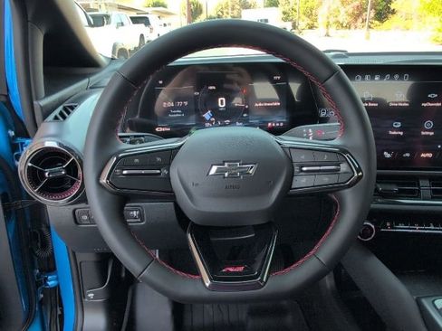 New 2026 Chevrolet Equinox EV RS image 19