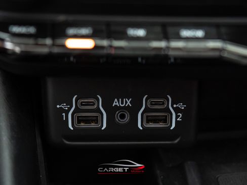 Used 2021 Dodge Durango R/T w/ Tow 'N Go Package AWD/4WD image 38
