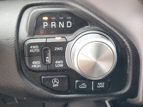 Used 2023 RAM 1500 Laramie AWD/4WD image 22
