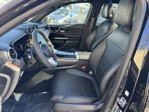 New 2026 Mercedes-Benz GLC 300 4MATIC image 2