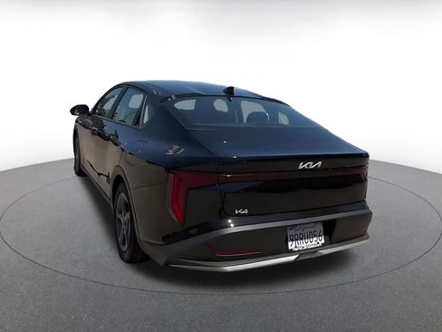 Used 2025 Kia K4 FWD image 11