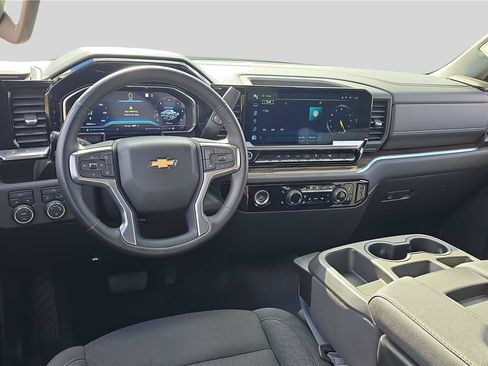 Used 2023 Chevrolet Silverado 1500 LT AWD/4WD image 19