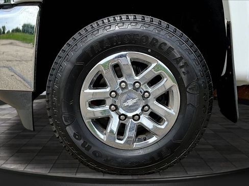 Used 2019 Chevrolet Silverado 2500 LT w/ LT Convenience Package AWD/4WD image 37