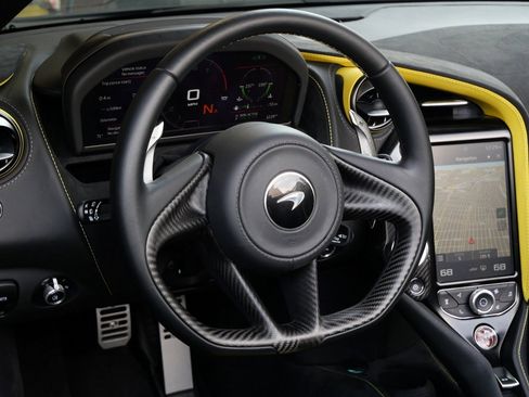 Used 2023 McLaren 720S Performance image 9