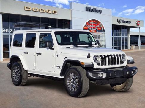 Certified 2025 Jeep Wrangler Unlimited Sahara AWD/4WD image 2