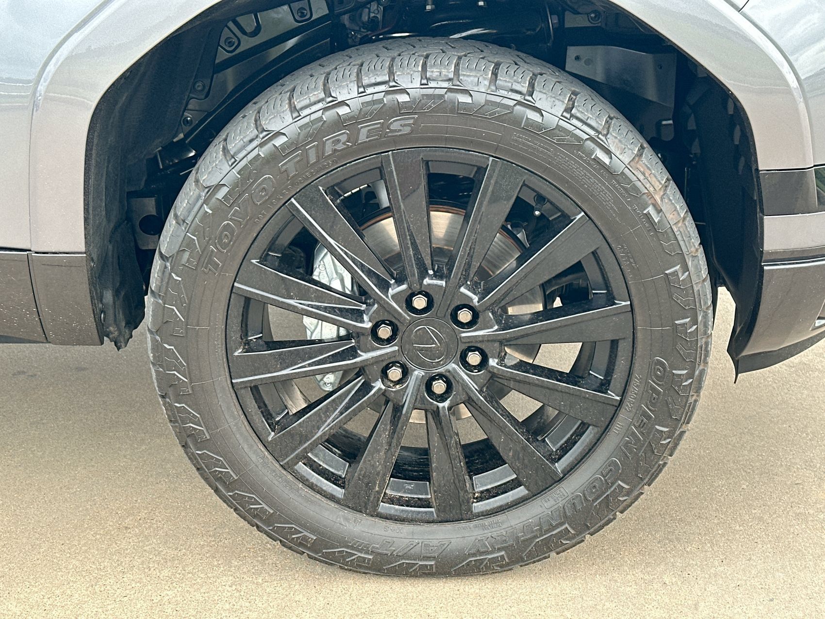 Used 2025 Lexus GX 550 w/ Cold Area Package AWD/4WD image 10