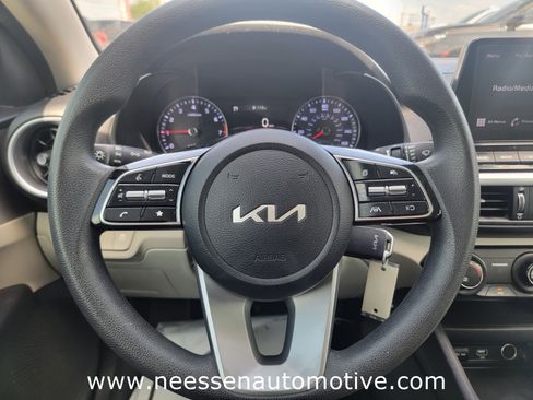 Used 2023 Kia Forte LXS w/ LXS Technology Package image 16