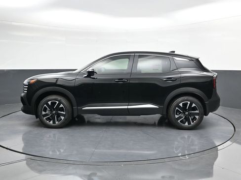 Certified 2025 Nissan Kicks SV image 8