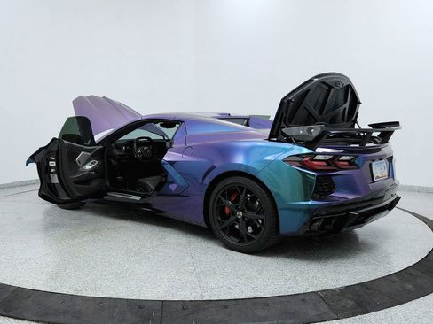 Used 2022 Chevrolet Corvette Stingray Premium Conv w/ Z51 Performance Package RWD image 10