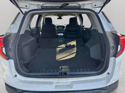 Used 2021 GMC Terrain SLE w/ Driver Convenience Package AWD/4WD image 22