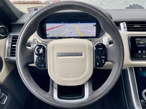 Used 2020 Land Rover Range Rover Sport HST image 21