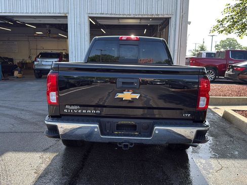 Used 2018 Chevrolet Silverado 1500 LTZ w/ Sport Package AWD/4WD image 4