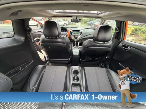 Used 2012 Hyundai Veloster w/ Style Pkg image 23