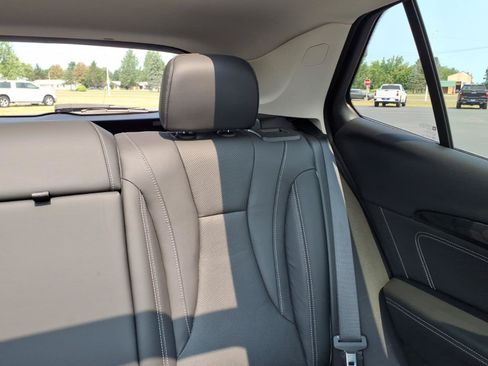 Used 2021 Buick Envision Essence w/ Technology Package I AWD/4WD image 15